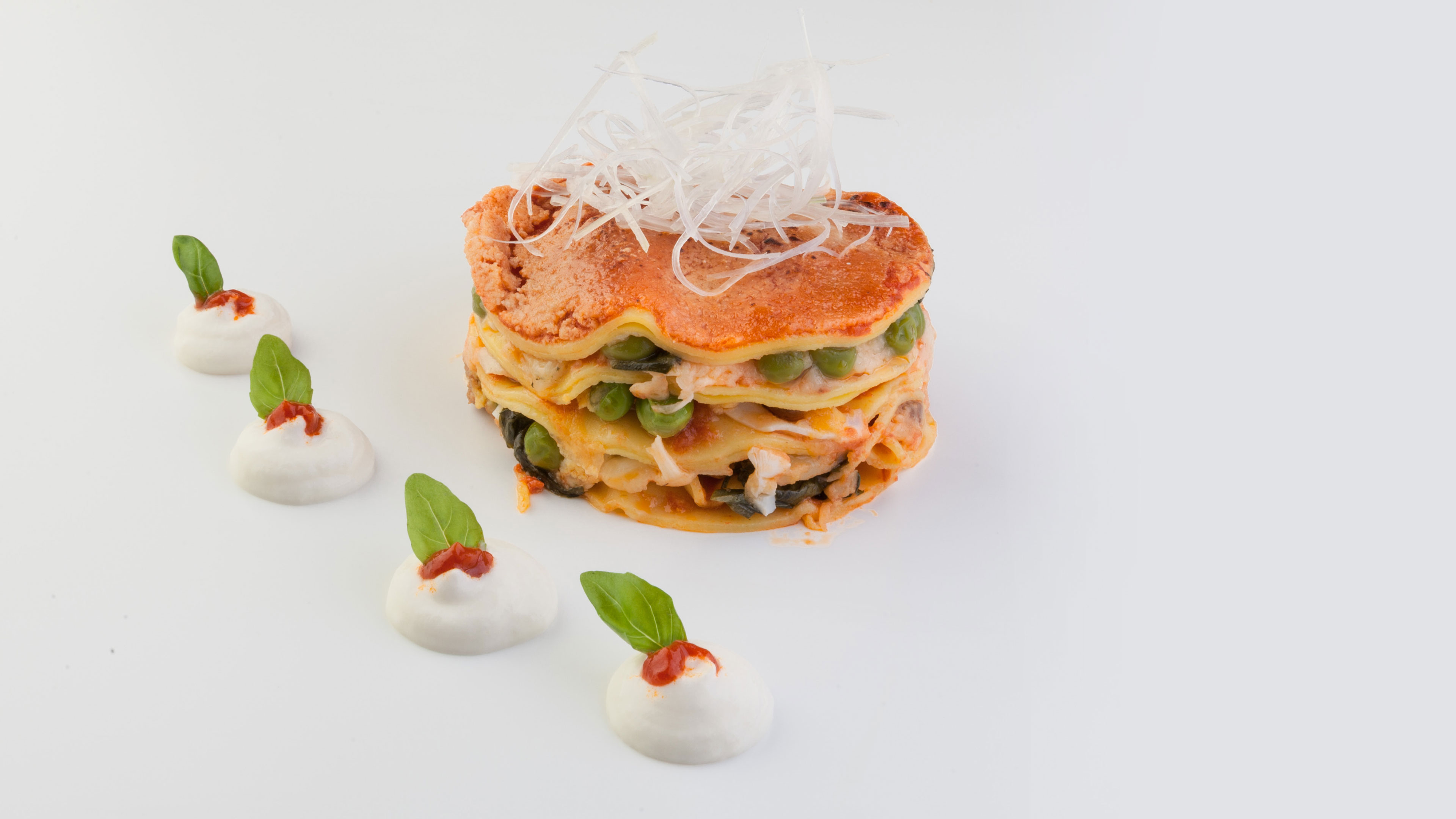 La Lasagna Napoletana di Antonino Cannavacciuolo La Lasagna Napoletana di Antonino Cannavacciuolo