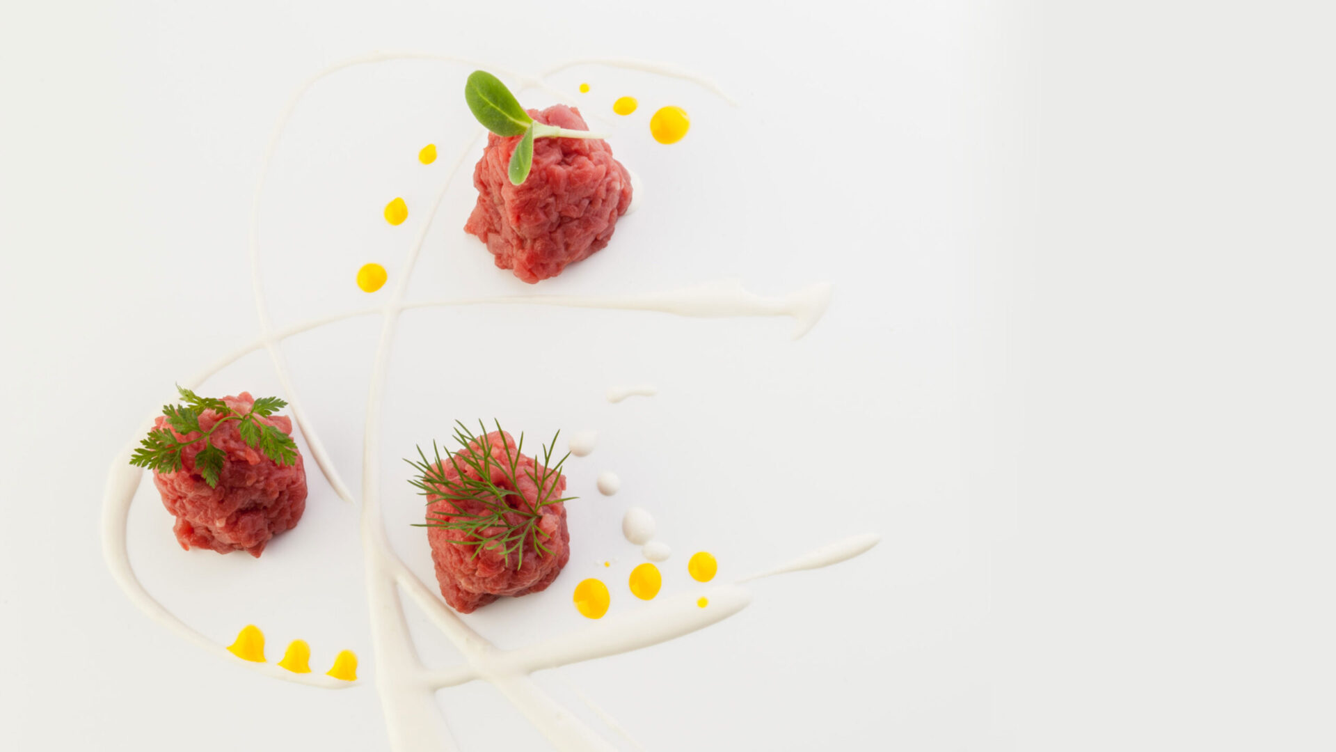 antoninocannavacciuolo_carnecruda_desktop Ricetta Carne Cruda di Antonino Cannavacciuolo