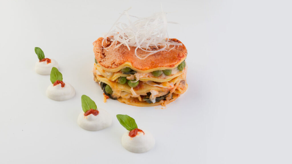 Ricetta Lasagna Napoletana di Antonino Cannavacciuolo Ricetta Lasagna Napoletana di Antonino Cannavacciuolo